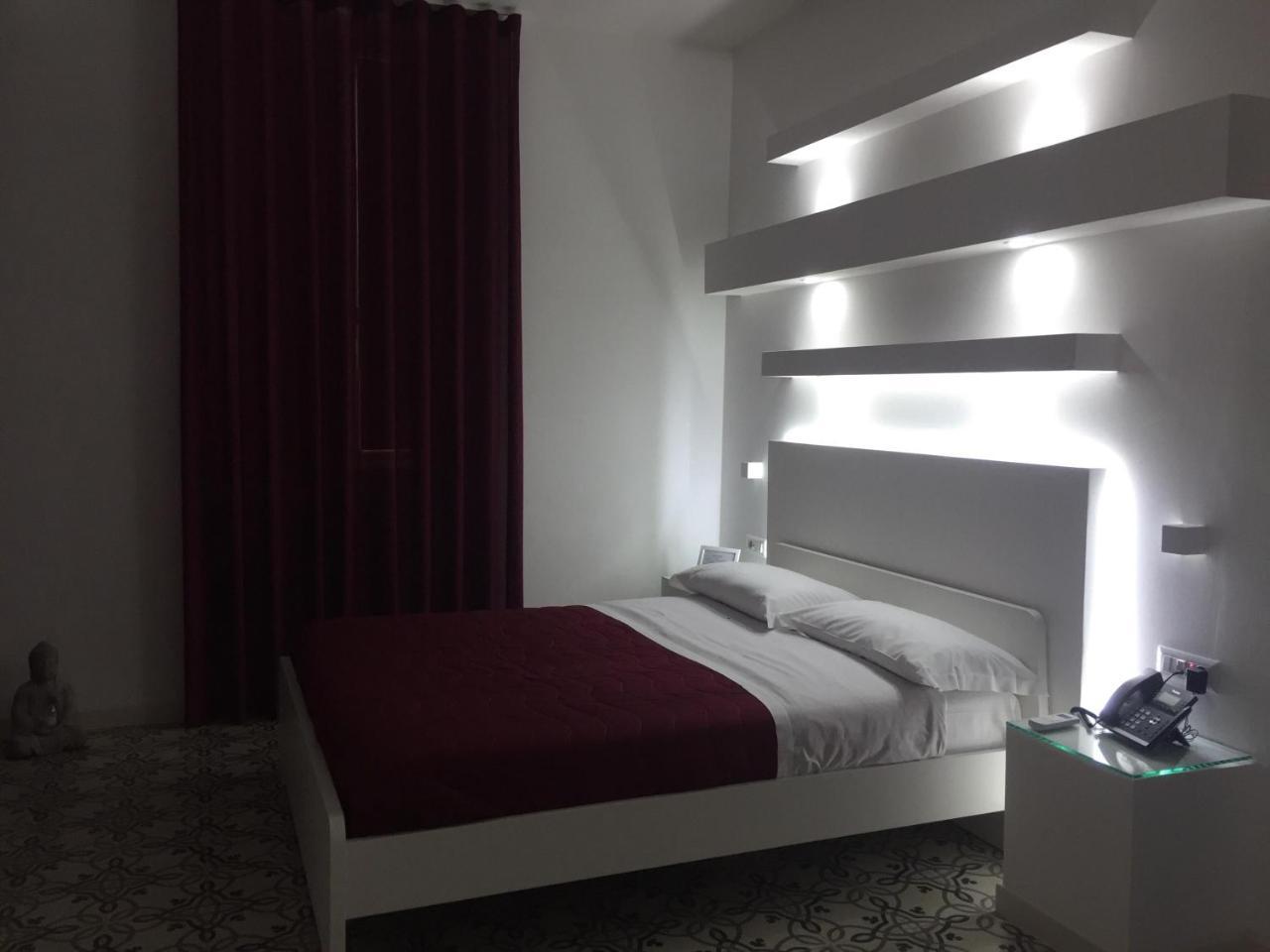 Villa Adelaide Suite & Room トッレ・ア・マーレ エクステリア 写真