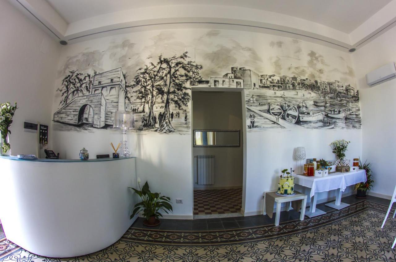 Villa Adelaide Suite & Room トッレ・ア・マーレ エクステリア 写真