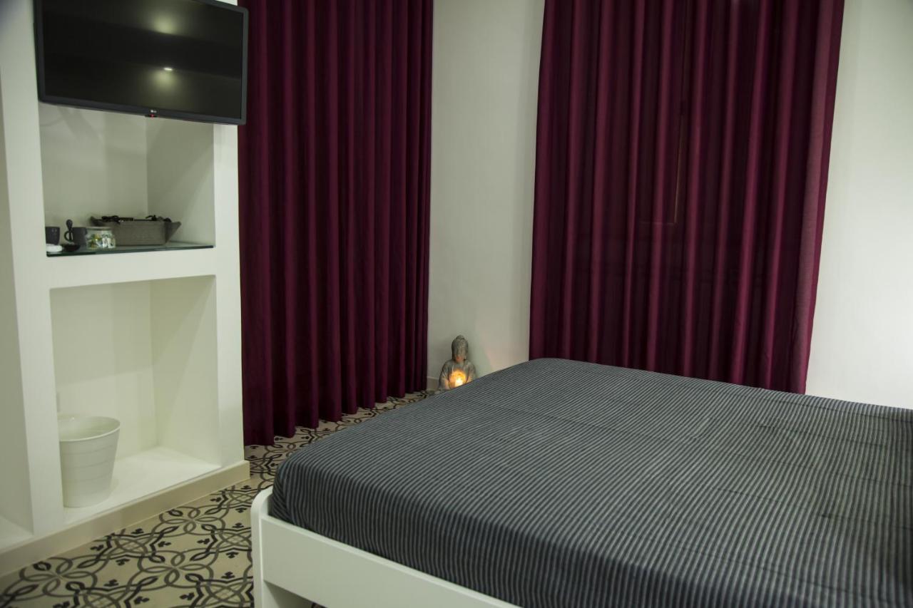 Villa Adelaide Suite & Room トッレ・ア・マーレ エクステリア 写真
