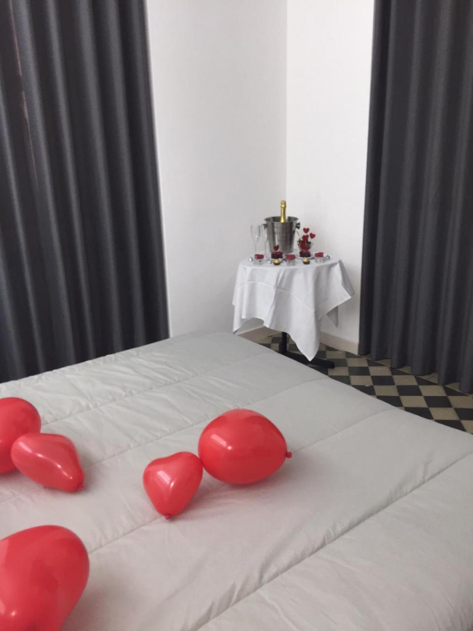 Villa Adelaide Suite & Room トッレ・ア・マーレ エクステリア 写真