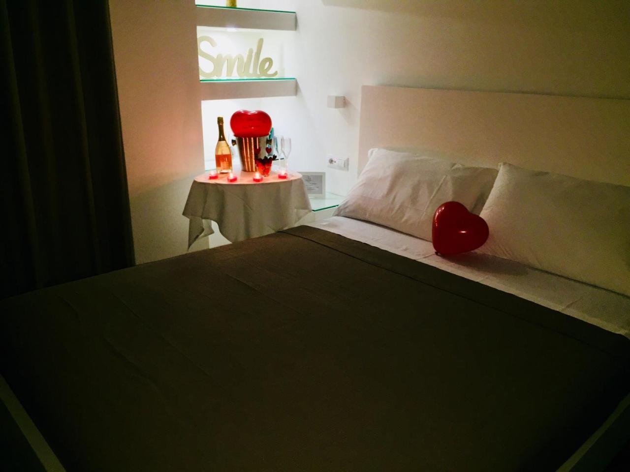 Villa Adelaide Suite & Room トッレ・ア・マーレ エクステリア 写真
